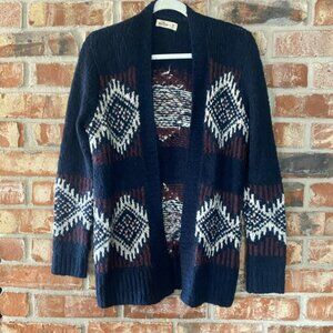 Hollister sweater